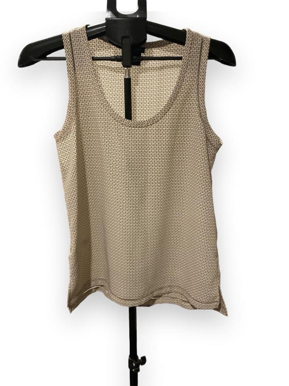 Ann Taylor Textured Tank Top in Beige